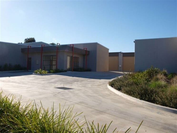 Click to view all images 43/6 Satu Way Mornington VIC 3931 - Image 3