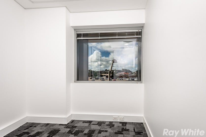 6/209 Foreshore Drive Geraldton WA 6530 - Image 3