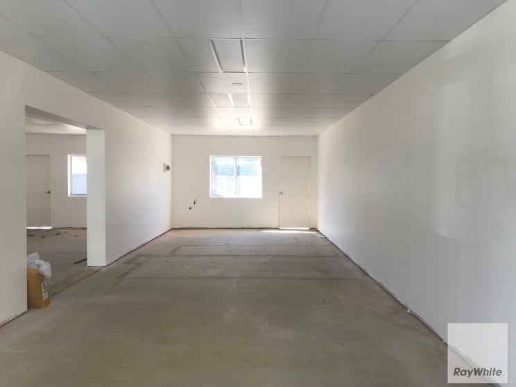 50A Hornibrook Esplanade Clontarf QLD 4019 - Image 2