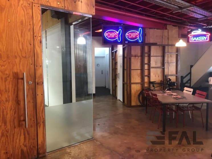 Click to view all images Suite/30 Florence Street Newstead QLD 4006 - Image 2