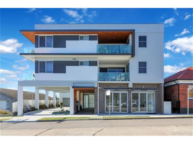 Click to view all images 38 Llewellyn Street Merewether NSW 2291 - Image 2