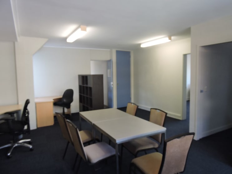 Click to view all images Pittwater Road Dee Why NSW 2099 - Image 3
