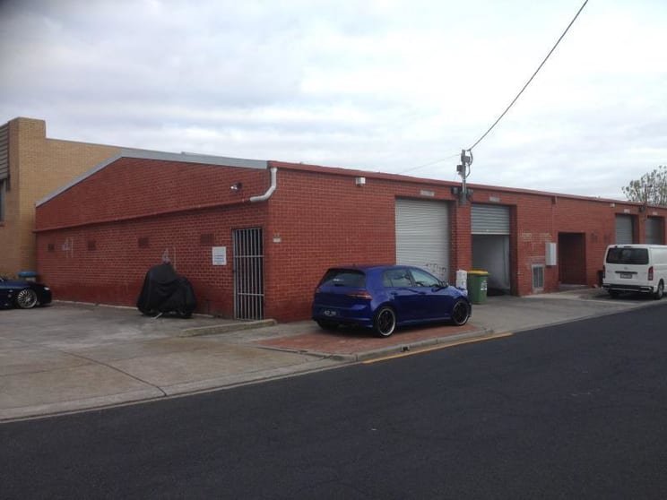 Click to view all images 2/41 Kolora Road Heidelberg West VIC 3081 - Image 3