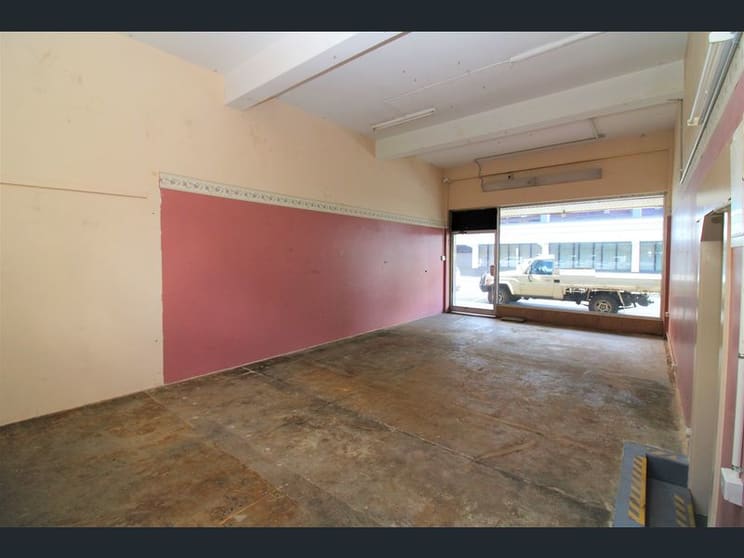 1/210 Margaret Street Toowoomba City QLD 4350 - Image 1