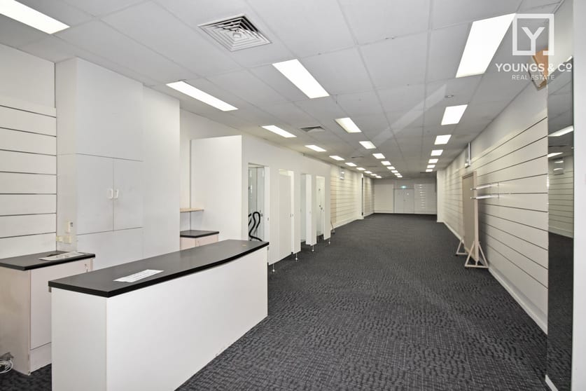 Click to view all images 299 Wyndham St Shepparton VIC 3630 - Image 2