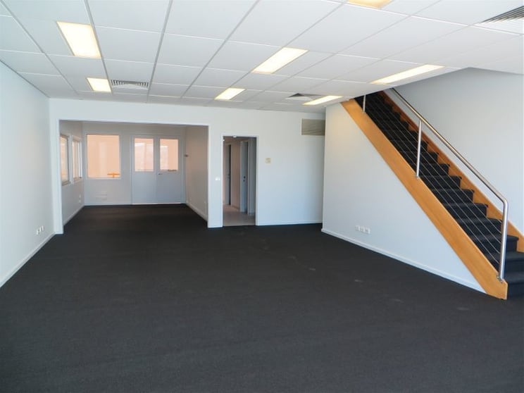 2/72-76 Fenton Street Huntingdale VIC 3166 - Image 3
