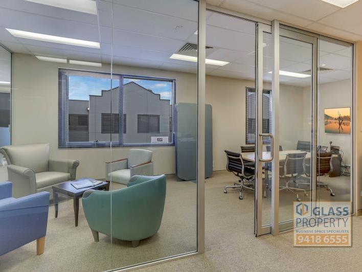 Click to view all images 2-6 Chaplin Drive Lane Cove NSW 2066 - Image 3
