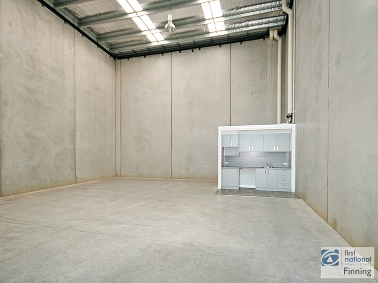 15/1-22 Corporate Drive Cranbourne VIC 3977 - Image 3