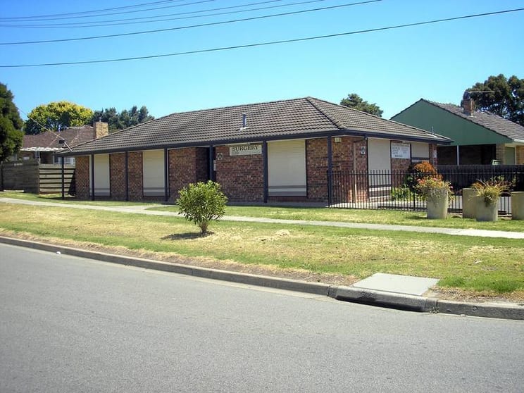 10 Greaves Street Cranbourne VIC 3977 - Image 1