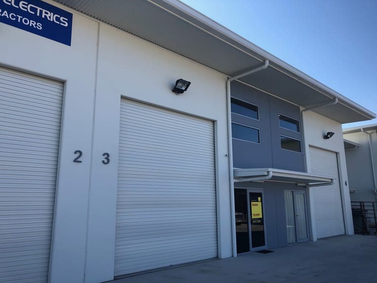 Click to view all images 3/46 Lysaght Street Coolum Beach QLD 4573 - Image 3