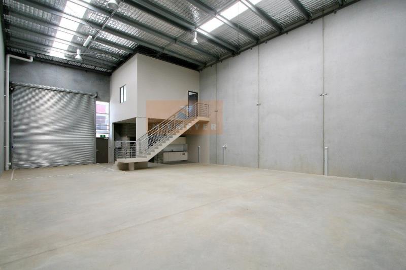 31 Governor Macquarie Drive Chipping Norton NSW 2170 - Image 3