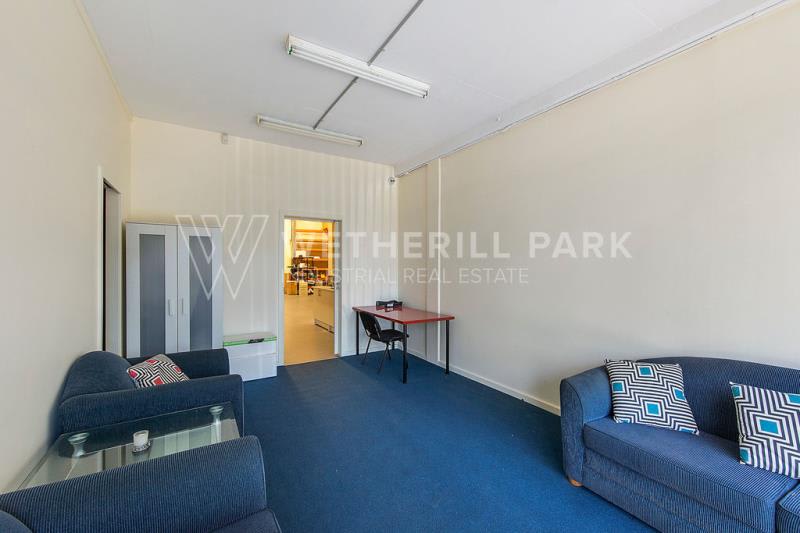 Click to view all images Wetherill Park NSW 2164 - Image 3