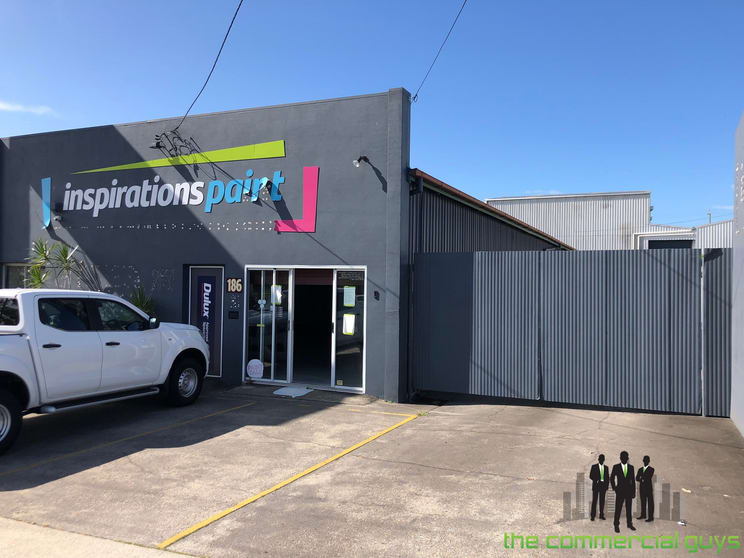 Click to view all images 186 Anzac Avenue Kippa-ring QLD 4021 - Image 1