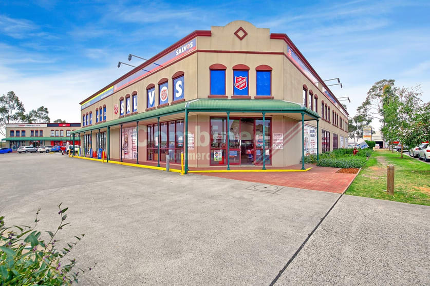 Click to view all images 1 & 8/4-6 George Hunter Drive Narellan NSW 2567 - Image 1