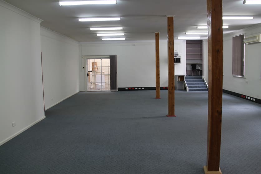 3/25-29 Brisbane Street Tamworth NSW 2340 - Image 2