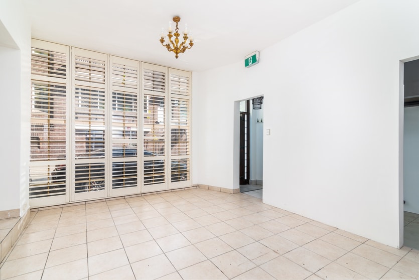 Click to view all images Shop 2/95 Macleay Street Potts Point NSW 2011 - Image 2