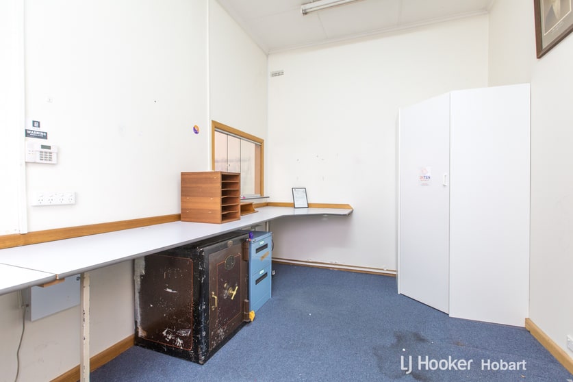 27 Watchorn Street Hobart TAS 7000 - Image 2