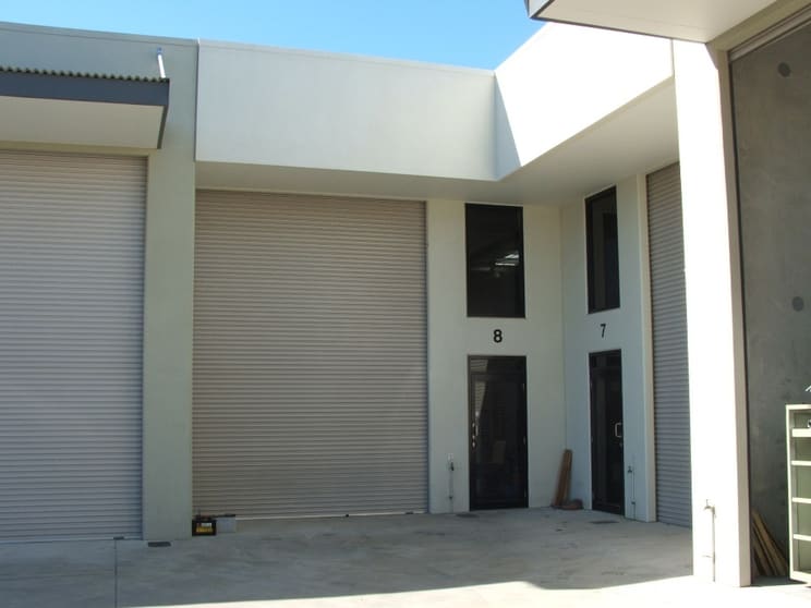 Click to view all images 8/17a Ern Harley Drive Burleigh Heads QLD 4220 - Image 1