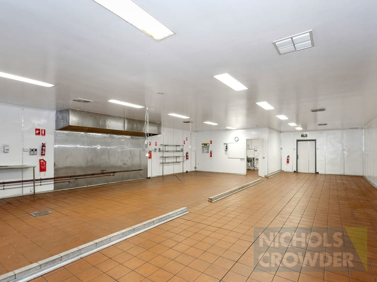 4/7 Levanswell Road Moorabbin VIC 3189 - Image 2
