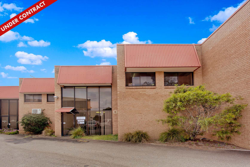 Click to view all images Mona Vale NSW 2103 - Image 1