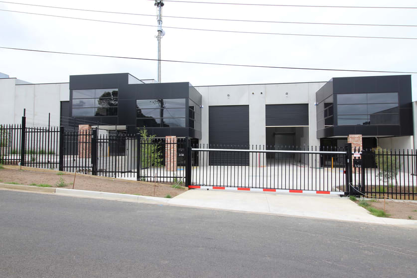 Click to view all images 2/26 Virginia Street Mornington VIC 3931 - Image 1