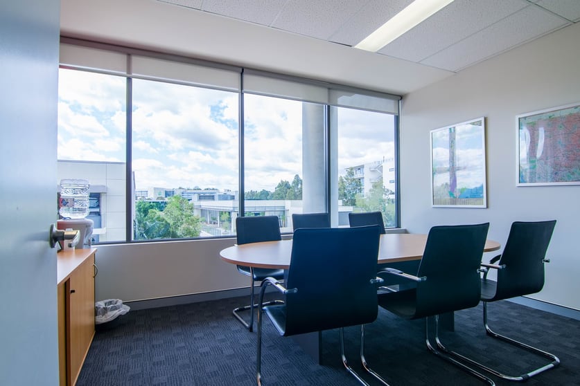 Click to view all images 3.04/5 Celebration Dr Bella Vista NSW 2153 - Image 2