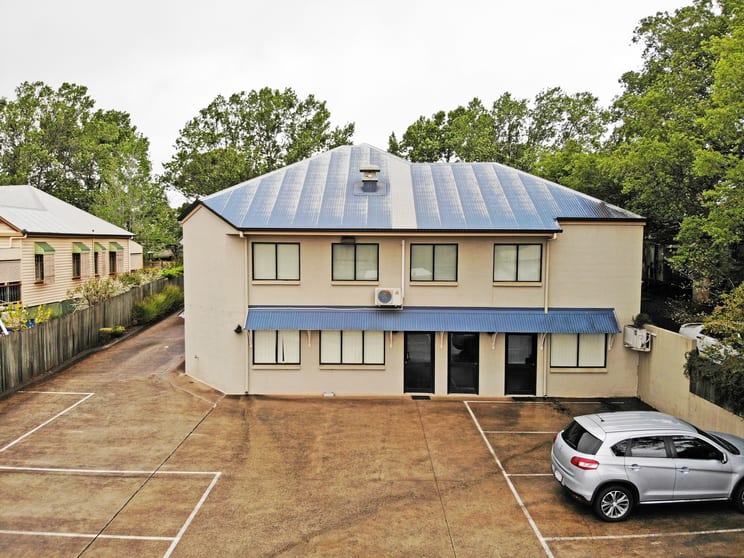 Click to view all images 99 Herries Street - Lower Ground Floor East Toowoomba QLD 4350 - Image 2