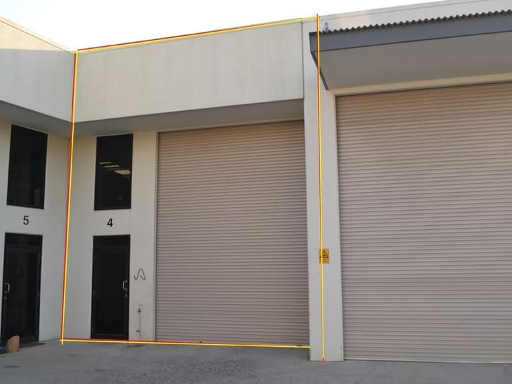 Click to view all images 4/17a Ern Harley Drive Burleigh Heads QLD 4220 - Image 1