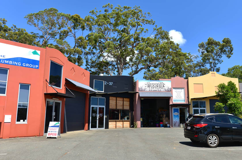 Click to view all images Unit 2/37 Gateway Drive Noosaville QLD 4566 - Image 1