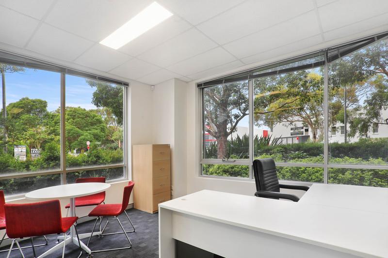 Click to view all images 1 Chaplin Drive Lane Cove NSW 2066 - Image 3