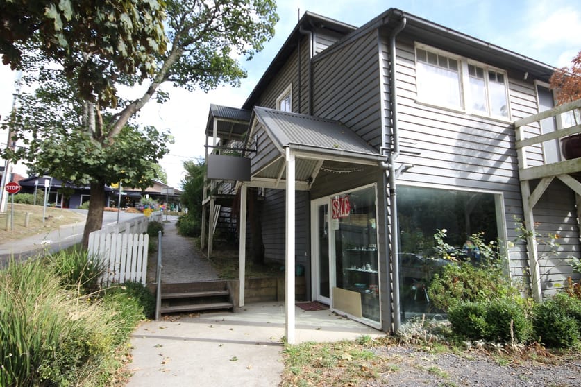 Click to view all images Shop 5/372 Mount Dandenong Tourist Road Sassafras VIC 3787 - Image 2