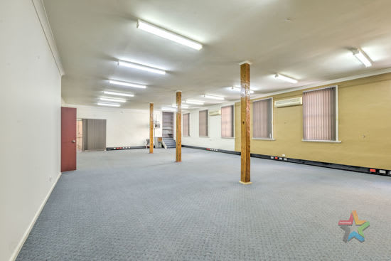 Unit 3 25-29 Brisbane Street Tamworth NSW 2340 - Image 2