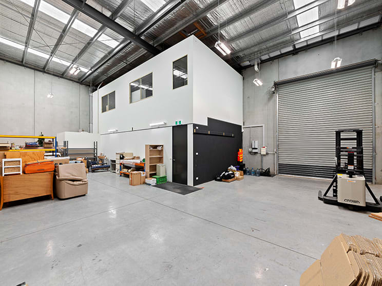 11/25 Howleys Road Notting Hill VIC 3168 - Image 2