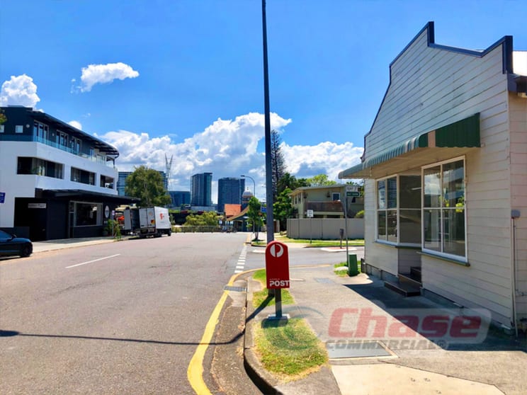 Click to view all images 24 Oxford Street Bulimba QLD 4171 - Image 1