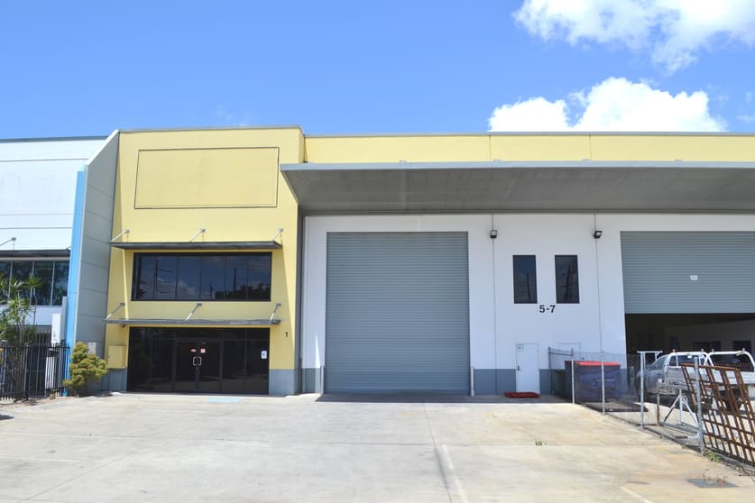 Click to view all images 1/5-7 Meakin Road Meadowbrook QLD 4131 - Image 1