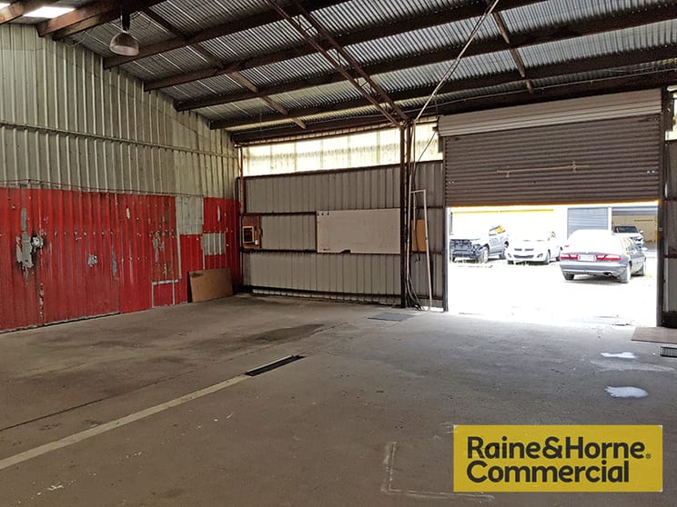 Click to view all images Kedron QLD 4031 - Image 3