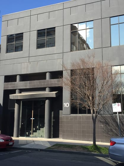 Click to view all images 10 Wellington Street St Kilda VIC 3182 - Image 1