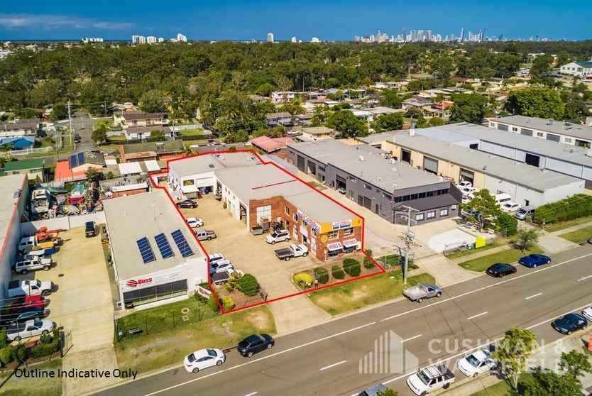 Click to view all images Unit 3/20 Ereton Drive Arundel QLD 4214 - Image 2