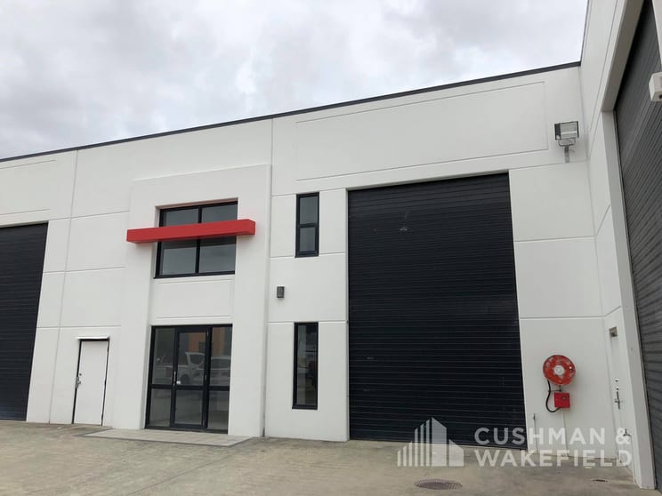 Unit 2/138 Siganto Drive Helensvale QLD 4212 - Image 1