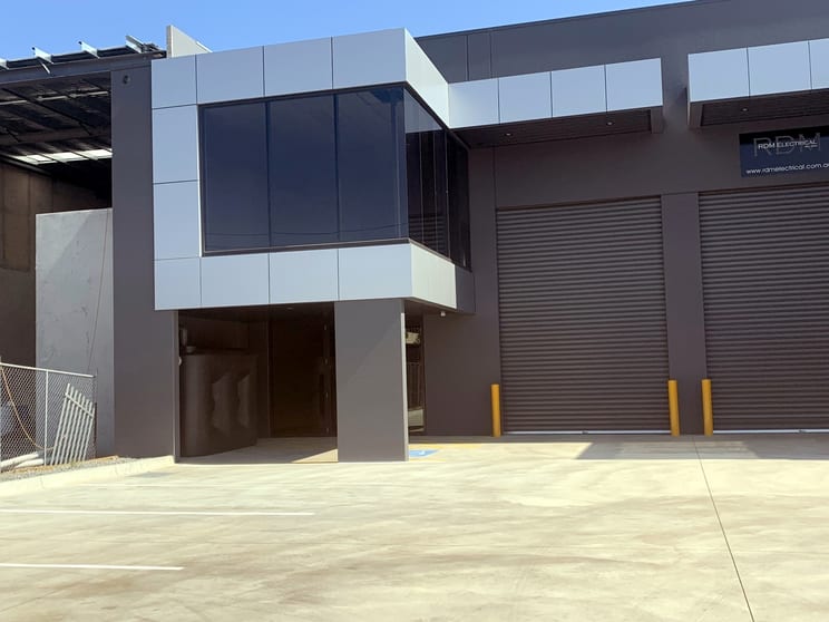 1/21 Macaulay Street Williamstown VIC 3016 - Image 2