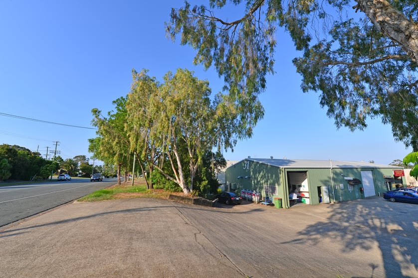 Click to view all images Unit 6/31 Rene Street Noosaville QLD 4566 - Image 3