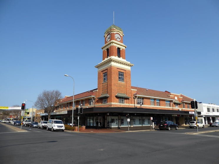 Suite 3/499 Dean Street Albury NSW 2640 - Image 1