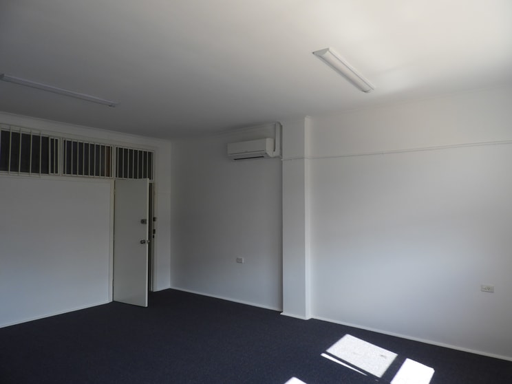 Suites/242 Princes Highway Corrimal NSW 2518 - Image 3