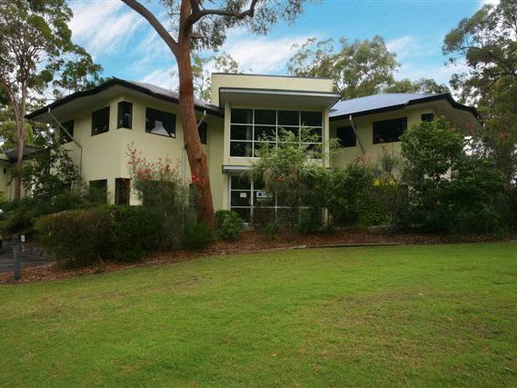 Click to view all images First Floor/A/2404 Logan Road Eight Mile Plains QLD 4113 - Image 1