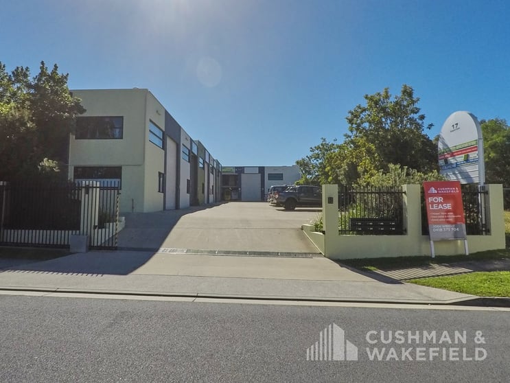 1/17 Margaret Street Southport QLD 4215 - Image 1