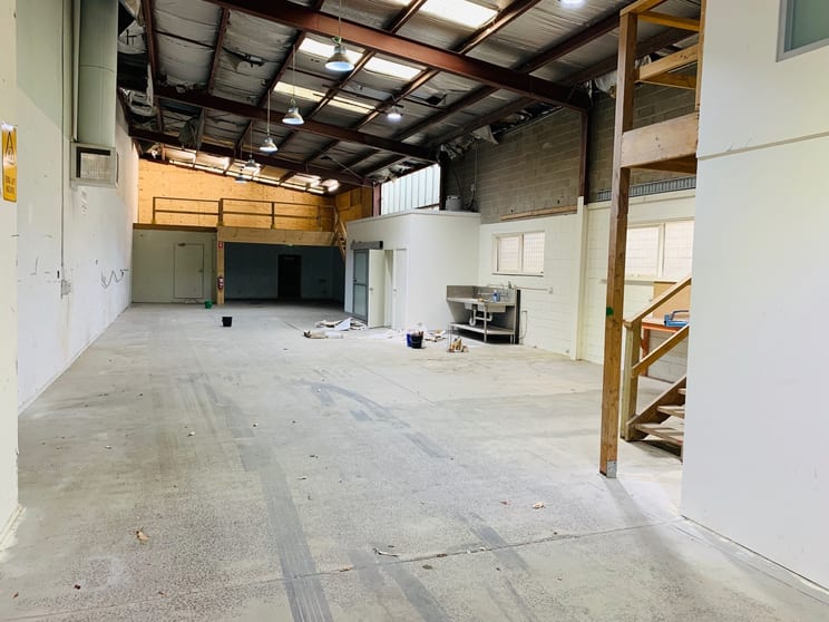 18B Treforest Drive Clayton VIC 3168 - Image 3