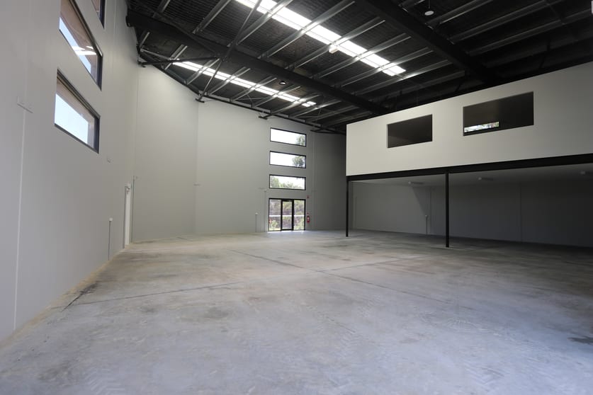 Click to view all images 16/48 Hutchinson Street Burleigh Heads QLD 4220 - Image 3