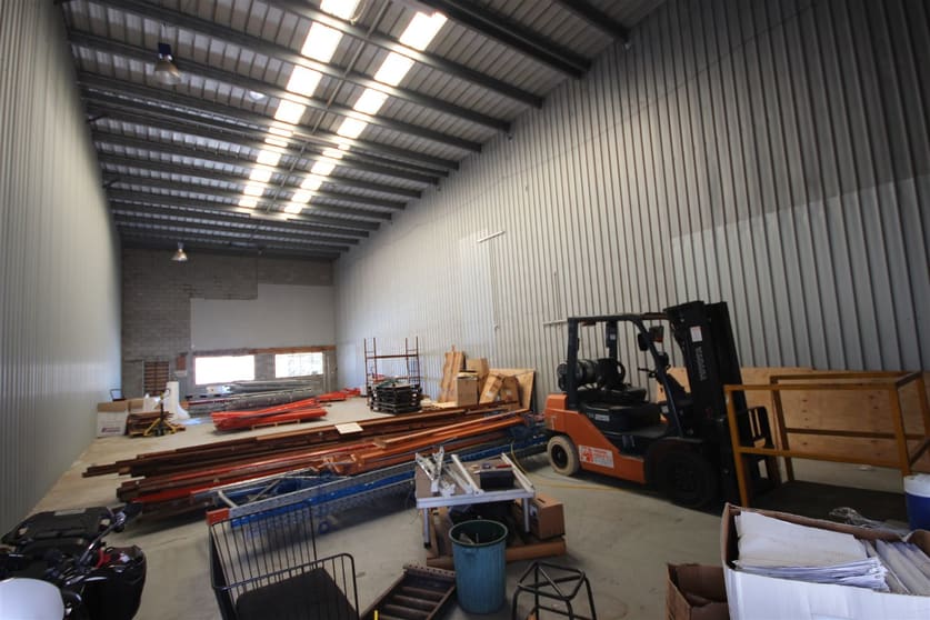 Click to view all images 11/211 Brisbane Road Biggera Waters QLD 4216 - Image 2