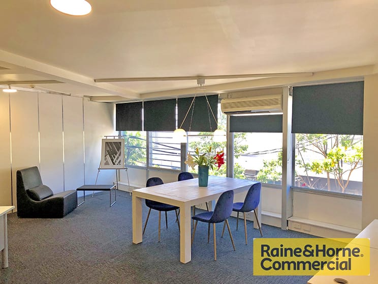 Click to view all images 2/68 Commercial Road Newstead QLD 4006 - Image 2