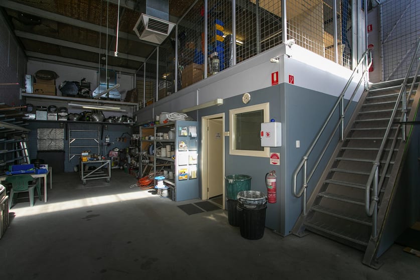 Click to view all images Unit 6/20 Buckingham Dr Wangara WA 6065 - Image 3